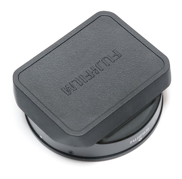 fuji-hood-lens-cap-8795