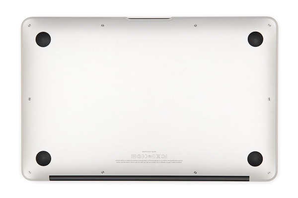 apple-macbook-air-11-inch-0811